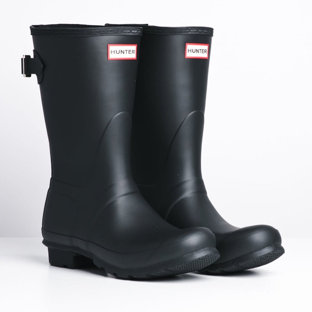 NWOT Hunter womens original back adjustable short boots in size 8